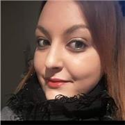 Laureanda in mediazione interculturale, impartisce lezioni di Lingua inglese.
Livello B2/C1